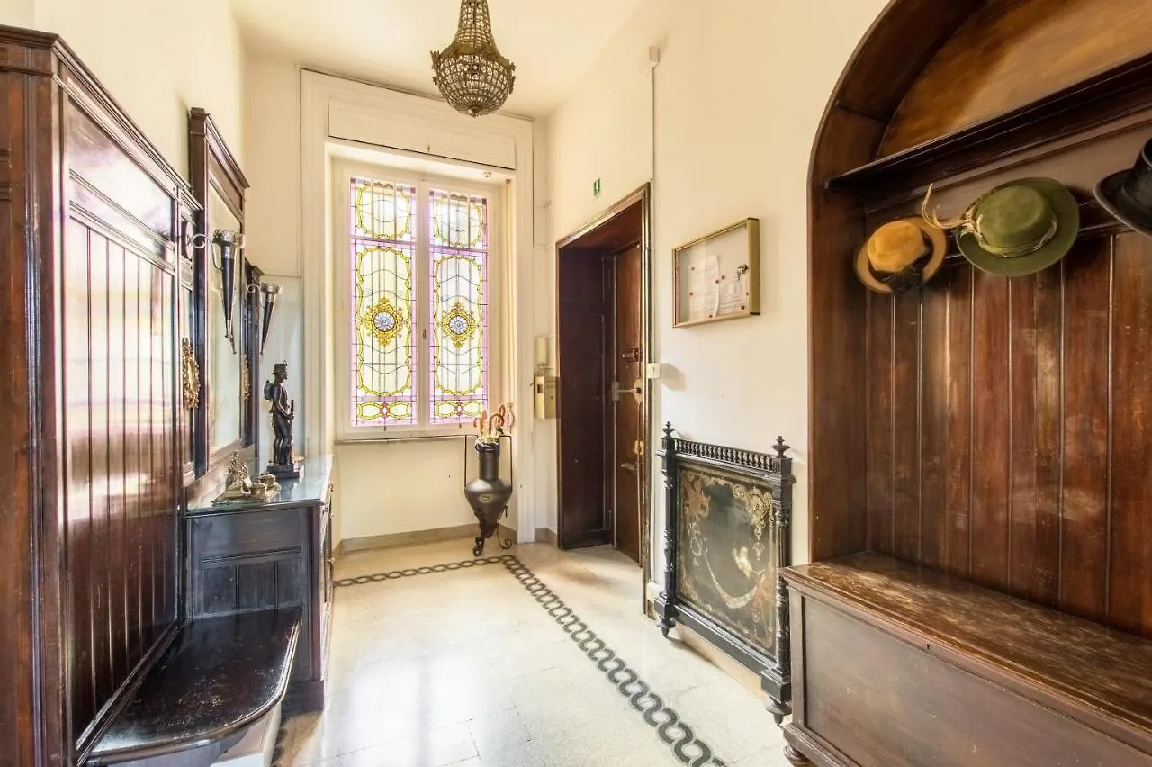 Trastevere Deco Apartment Rome Italy