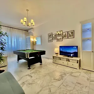  Apartment Elegant Vatican Metro & Golf