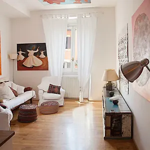  Apartment Fl Casa D'artista