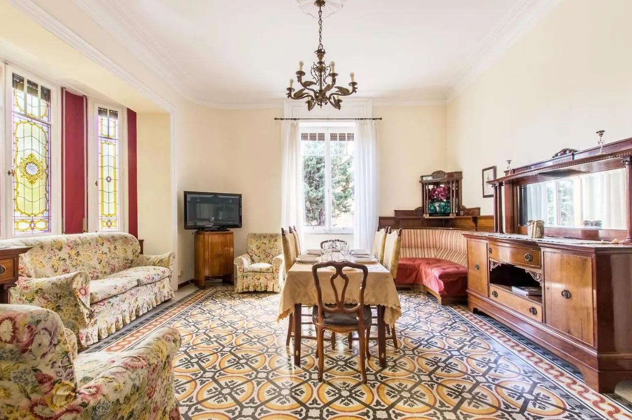Trastevere Deco Apartment Rome 0*,  Italy