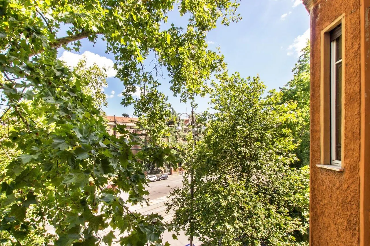 Trastevere Deco Apartment Rome